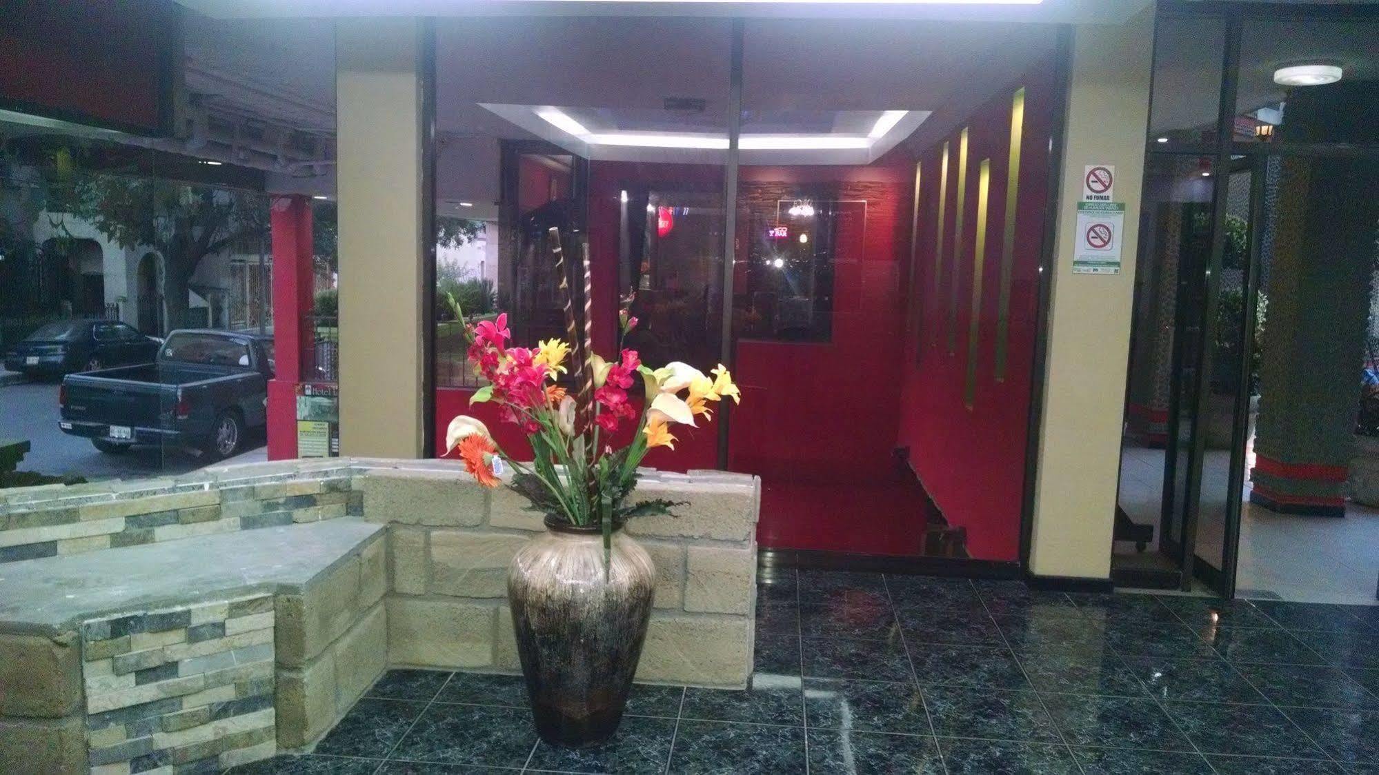 Hotel La Silla Монтеррей Экстерьер фото